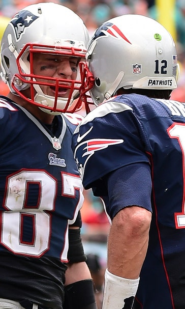 Weekend Blitz: NFL Week 12 picks + best links of the week